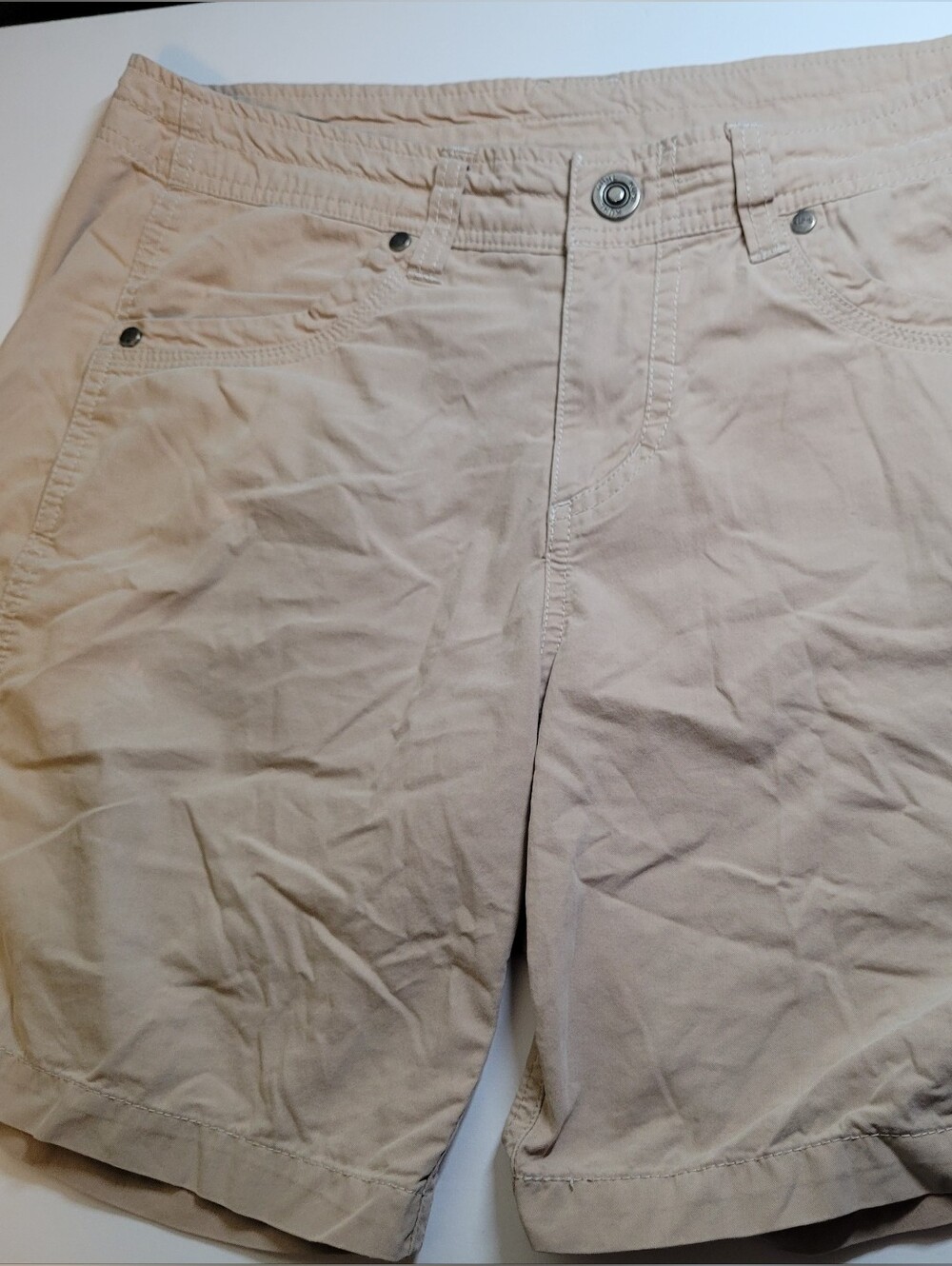 KÜHL Women's Free Range Cargo Hiking Shorts Tan Khaki Size 8 Style 6110